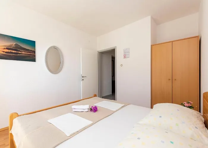 Jele Apartament *